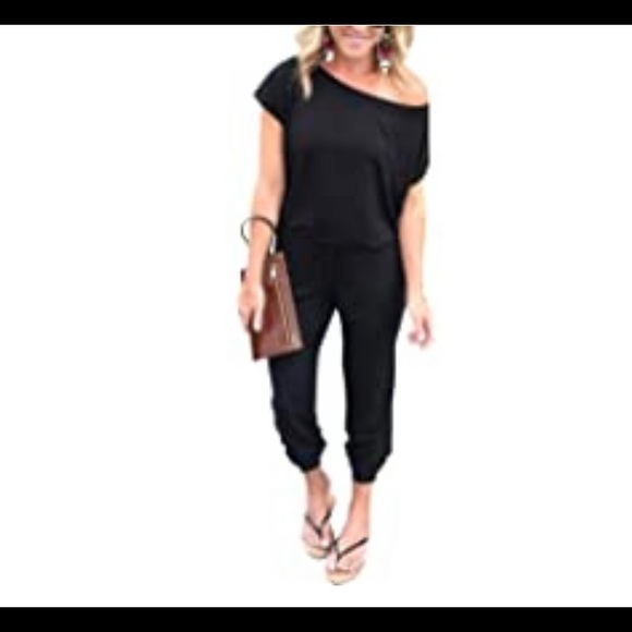 Pretty Gardens one piece black jump suit woman’s size medium - Picture 3 of 3